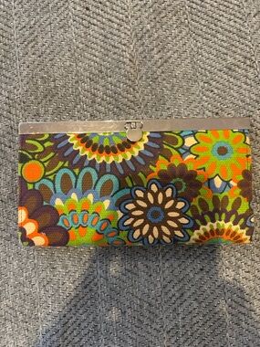 Vintage Style Floral Frame Clutch Wallet Retro Mod Boho